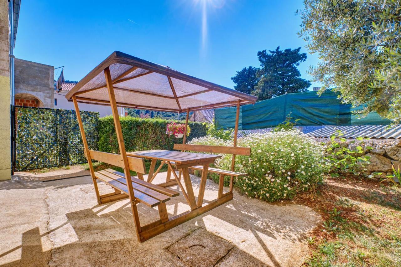 Appartement Sven à Veli Lošinj Extérieur photo